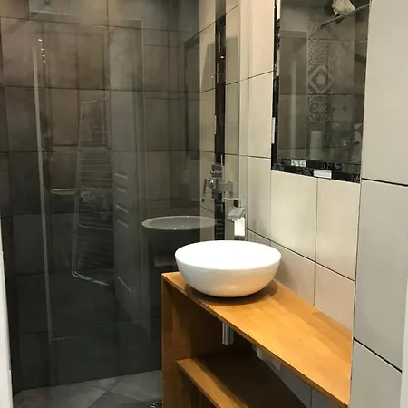 Adorable Souplex Batignolles Paris