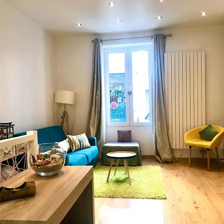 Apartment Adorable Souplex Batignolles Paris